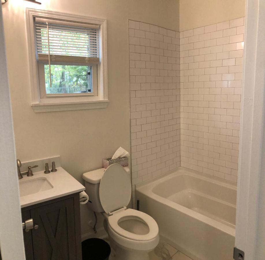 Lakewoodlyon Park Renovated Cottage Near Duke 23A Durham Exterior foto